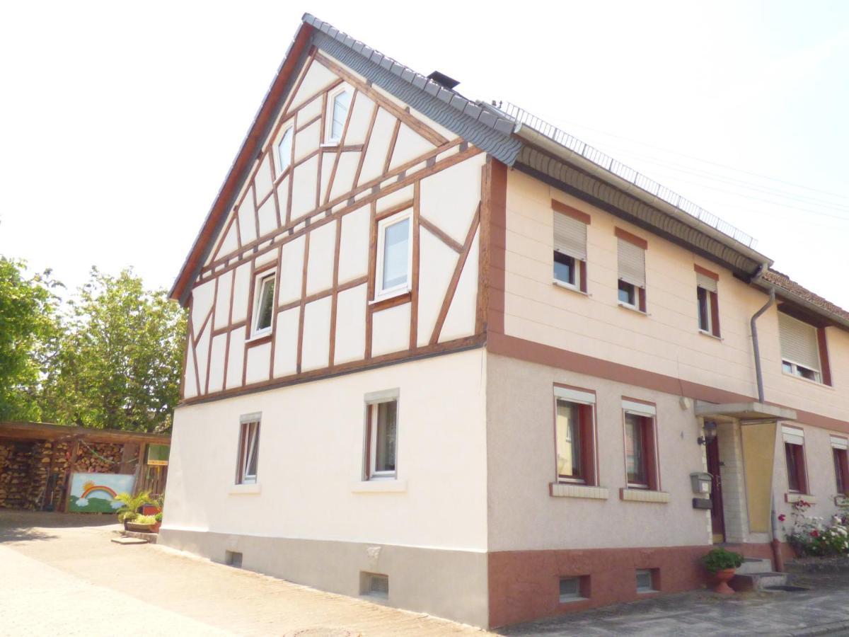 Dasch, Bei Idar-oberstein Im Nationalpark Hunsrück-hochwald Apartment Siesbach